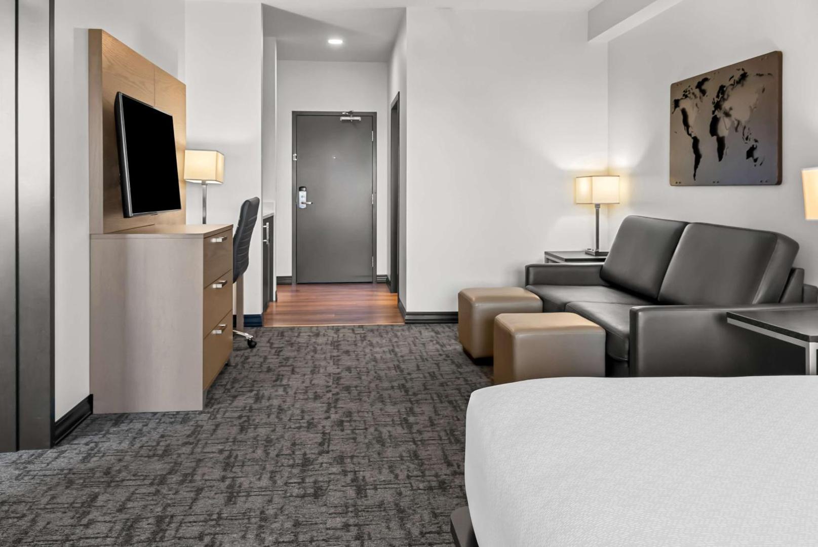 Best Western Plus Winkler