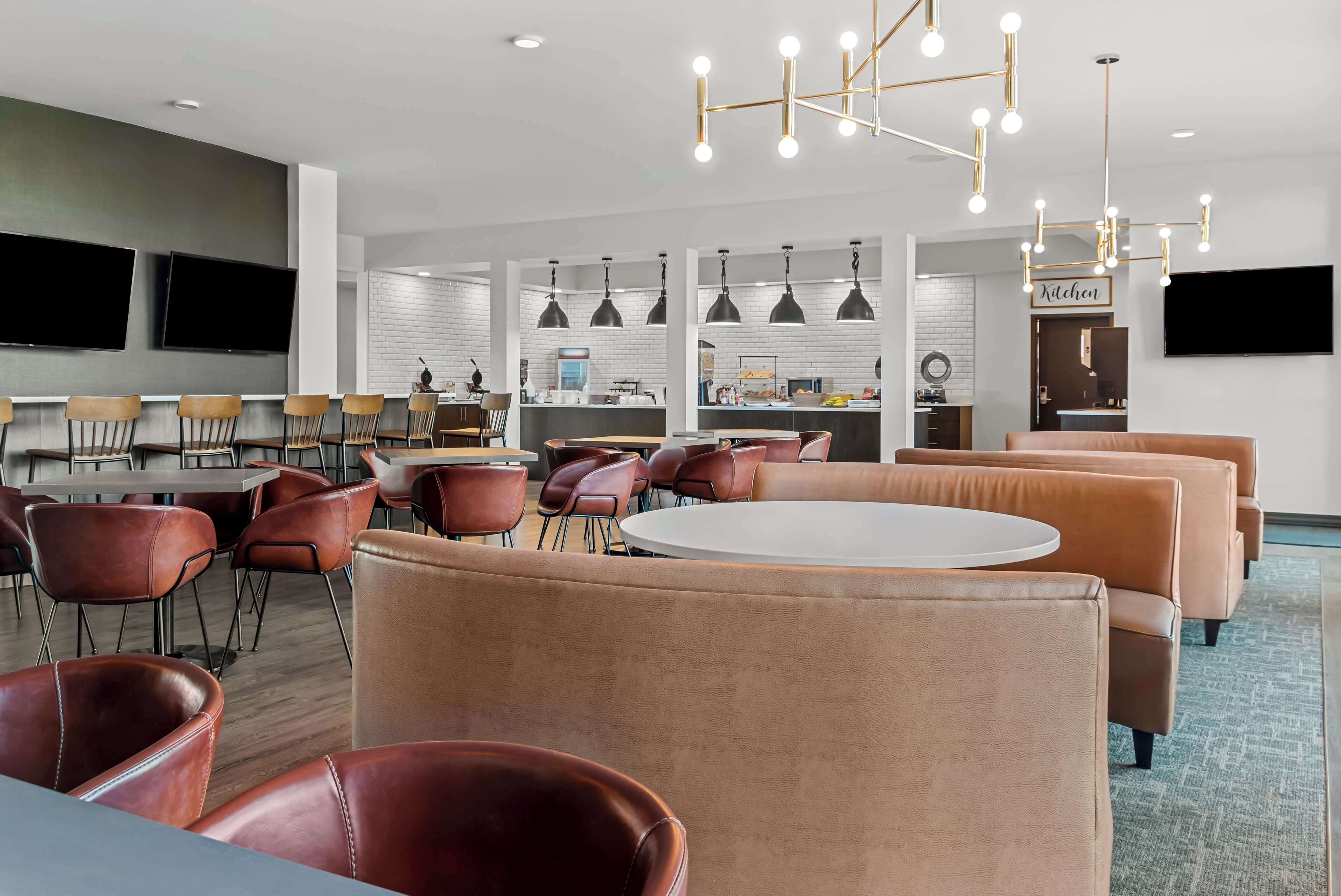 Best Western Plus Winkler