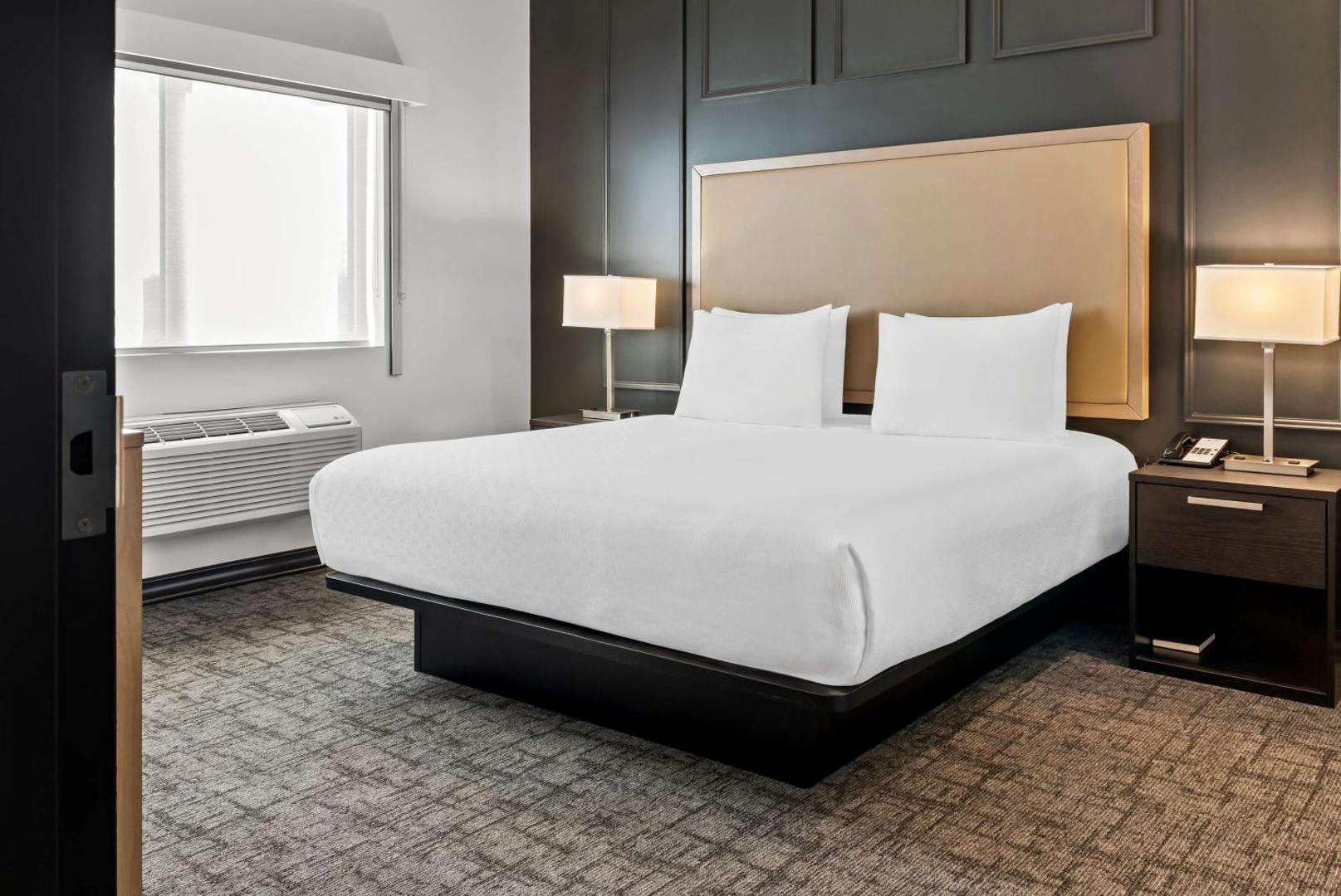 Best Western Plus Winkler