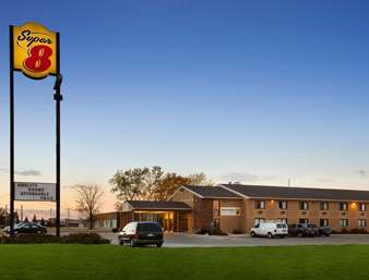 Super 8 by Wyndham Winnipeg East MB