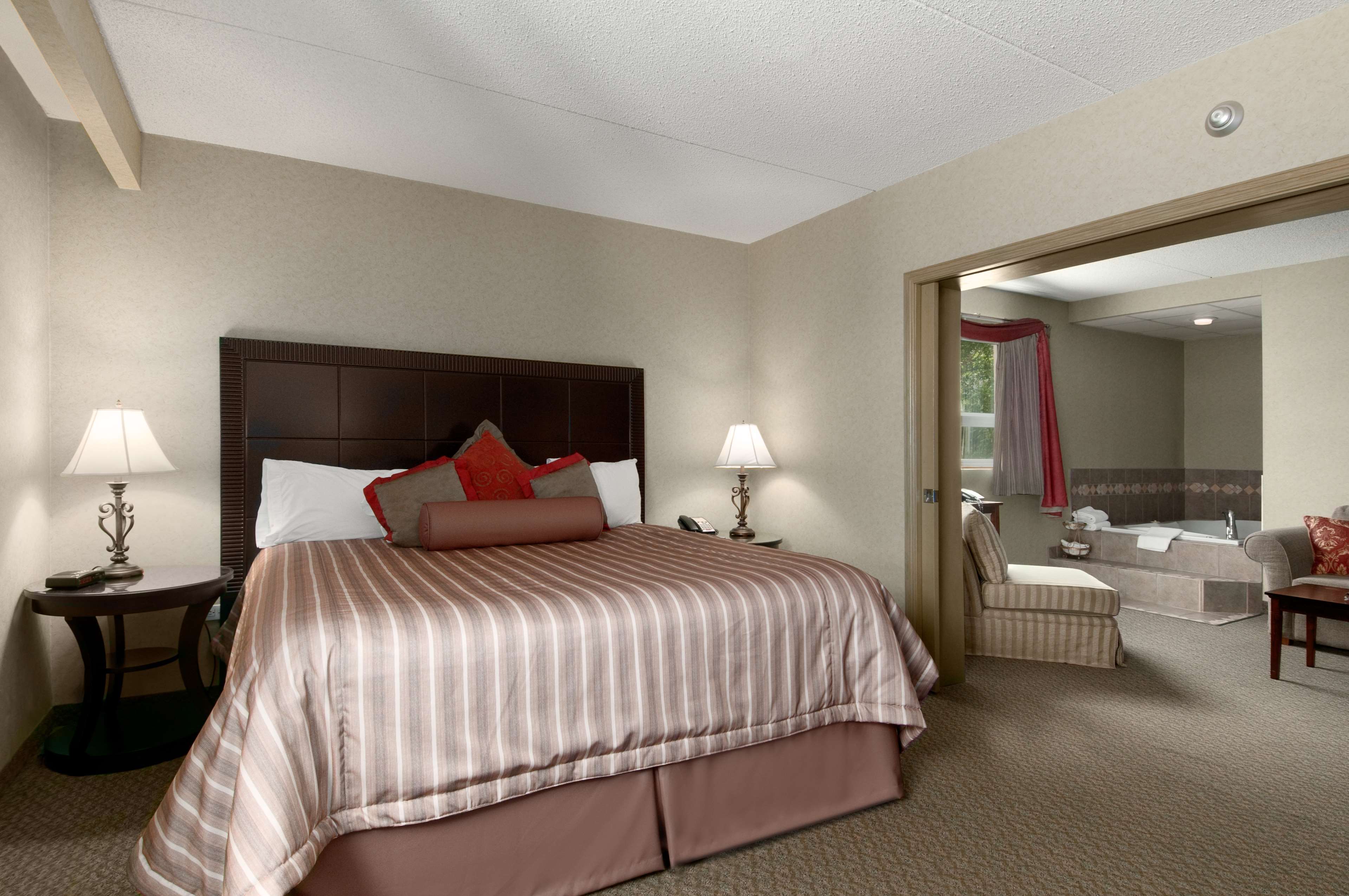 Travelodge by Wyndham Winnipeg East