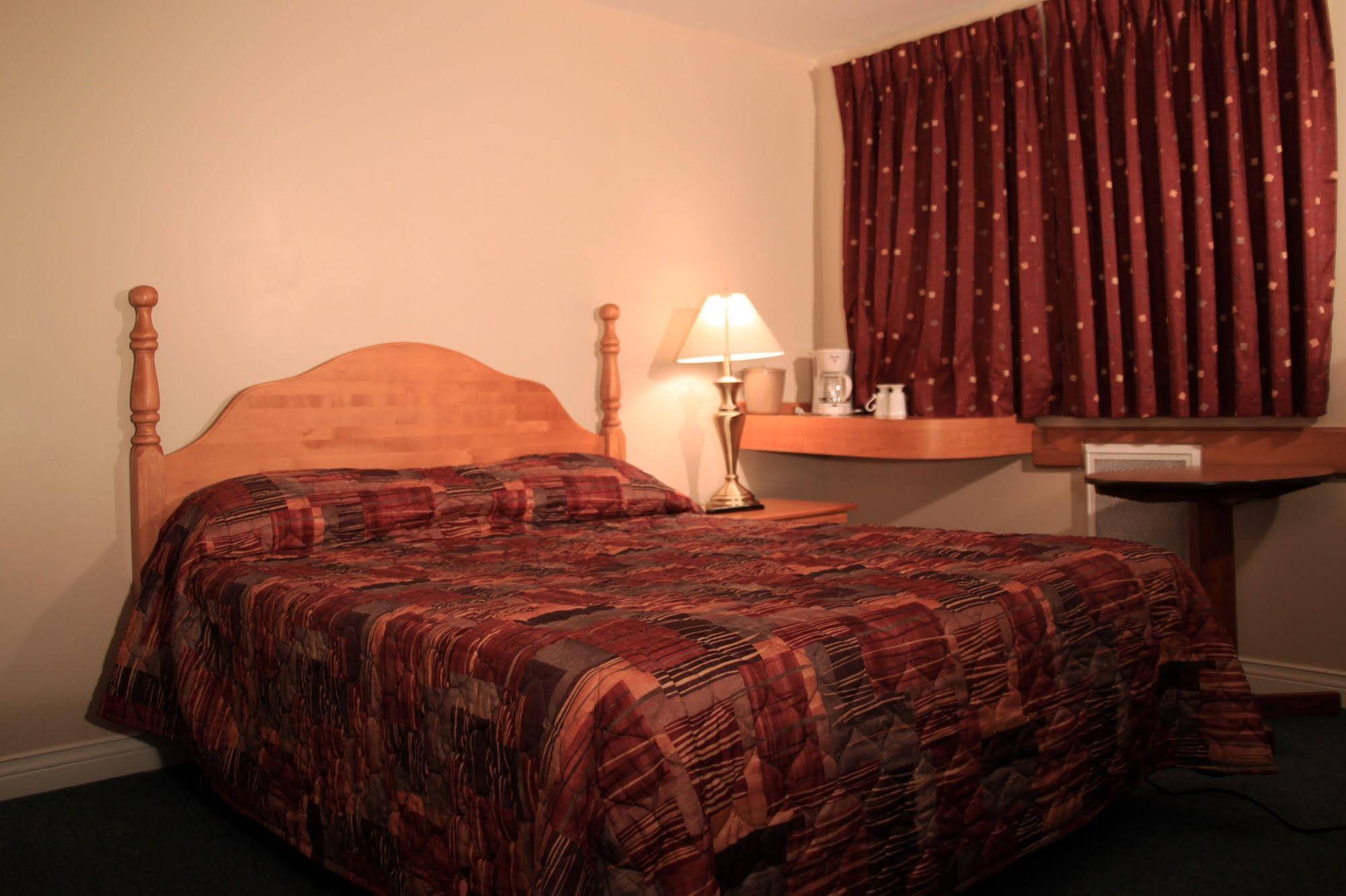 Alpine Motor Inn
