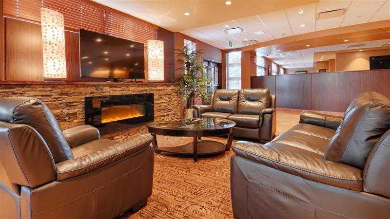 Best Western Plus Bathurst Hotel & Suites