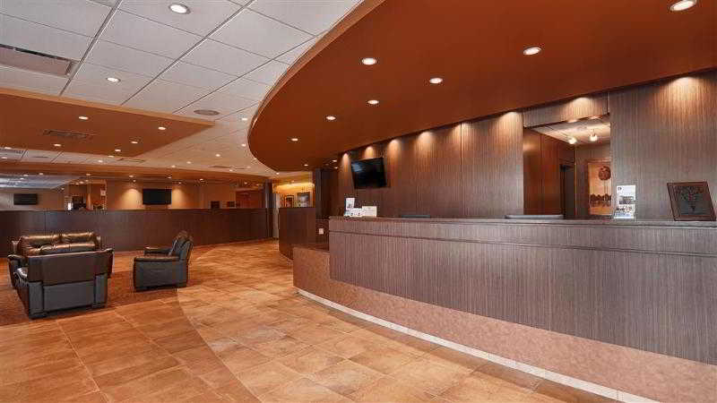 Best Western Plus Bathurst Hotel & Suites