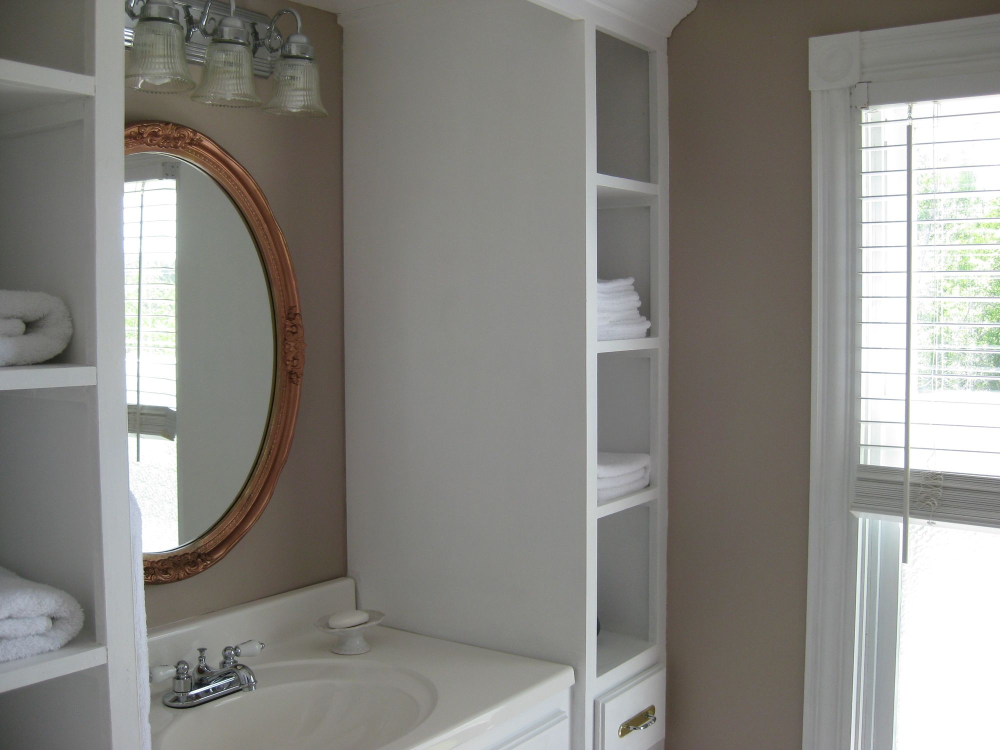 Four Winds Bed and Breakfast