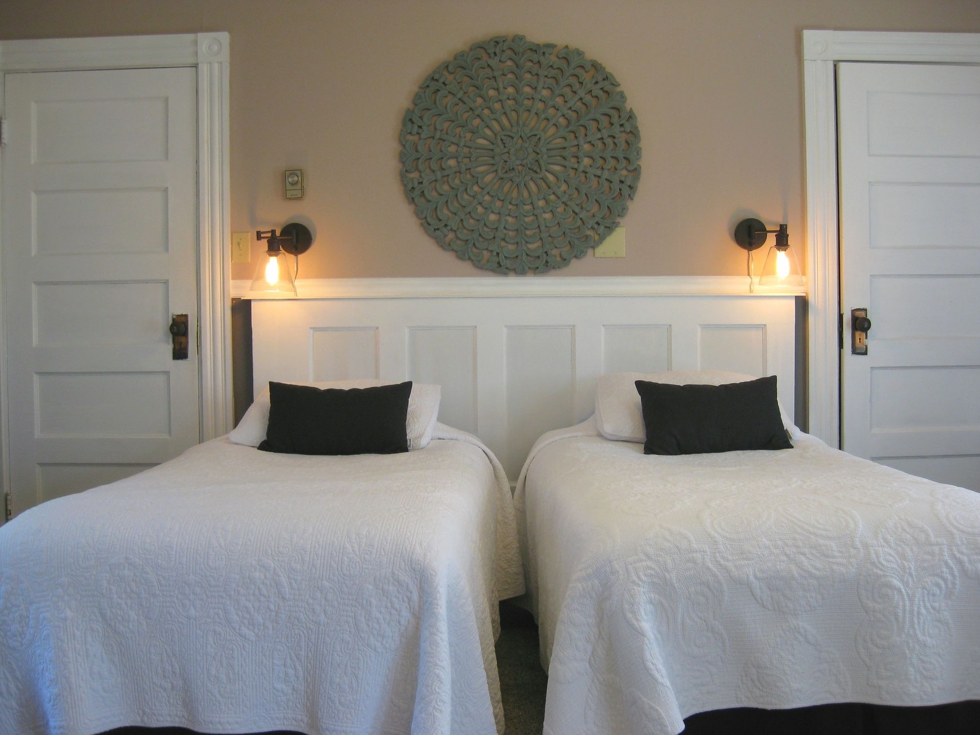 Four Winds Bed and Breakfast