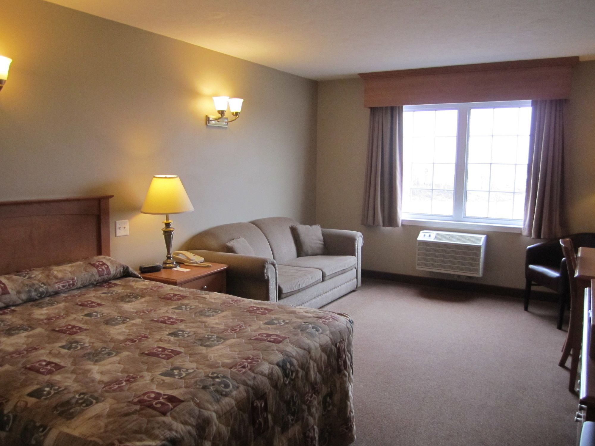 Auberge Bouctouche Inn & Suites