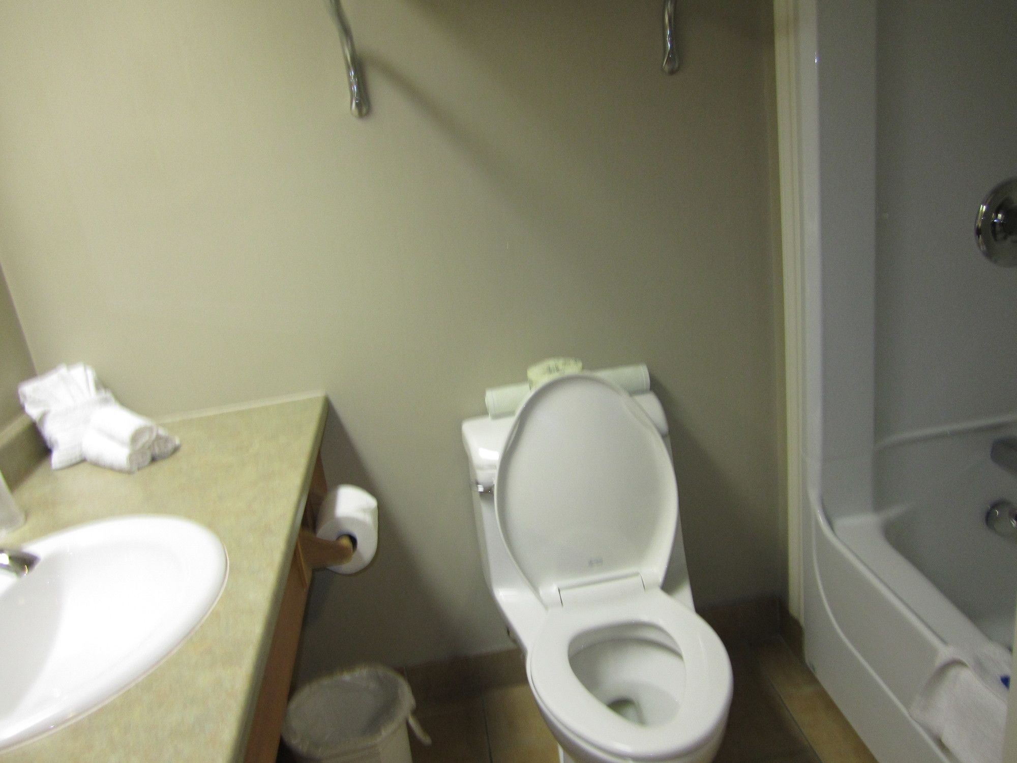 Auberge Bouctouche Inn & Suites