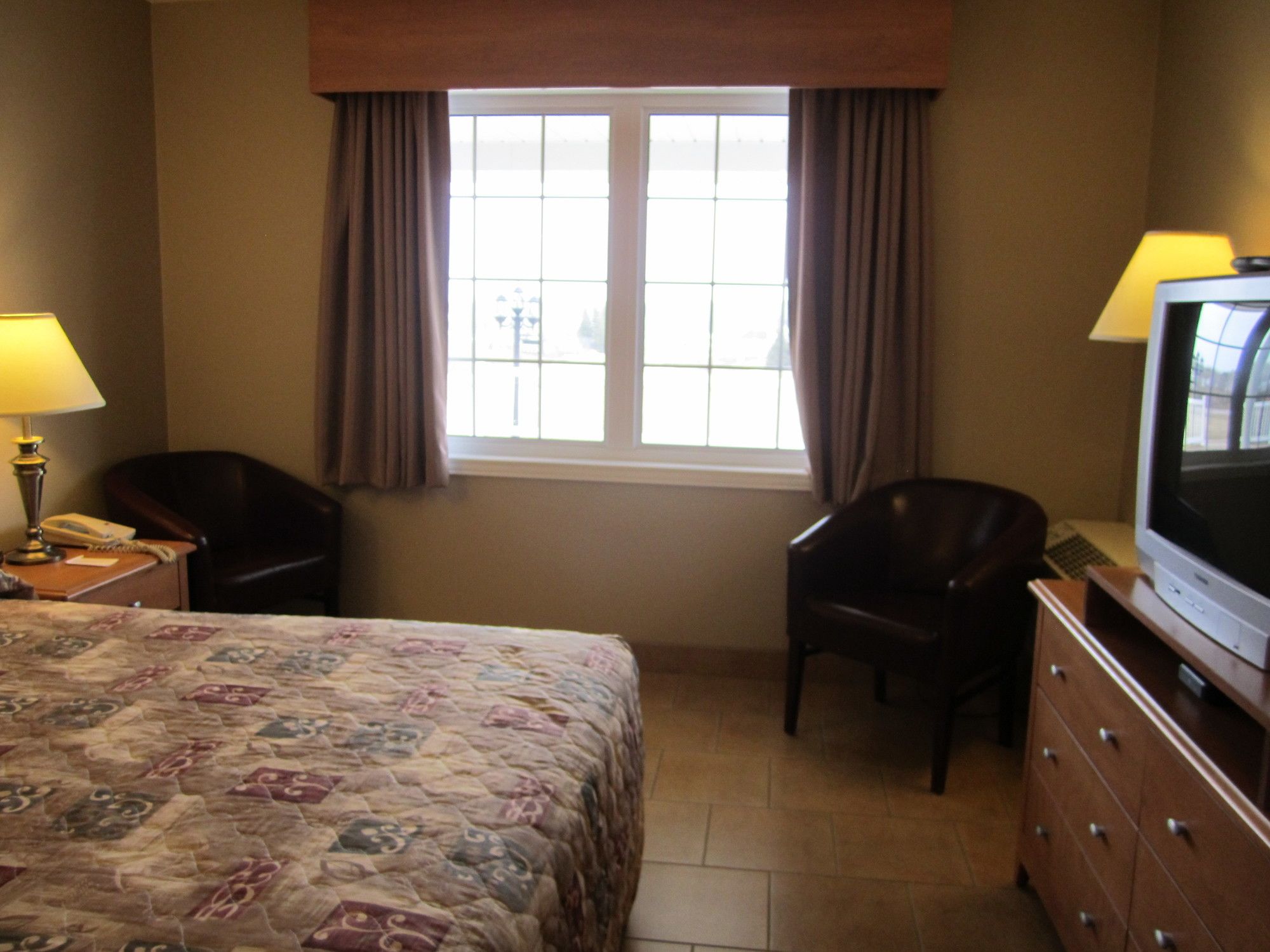 Auberge Bouctouche Inn & Suites