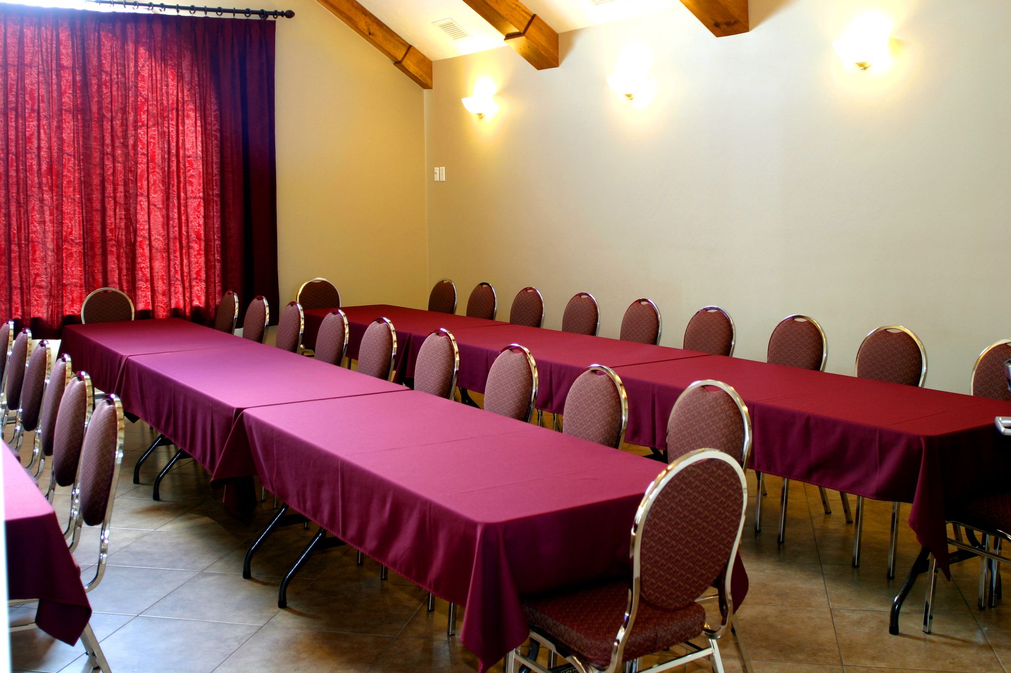 Auberge Bouctouche Inn & Suites