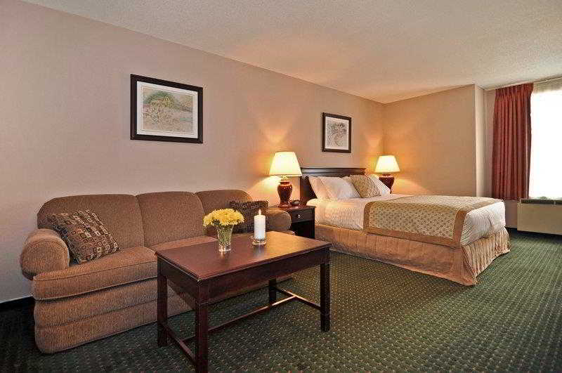 Days Inn by Wyndham Dalhousie