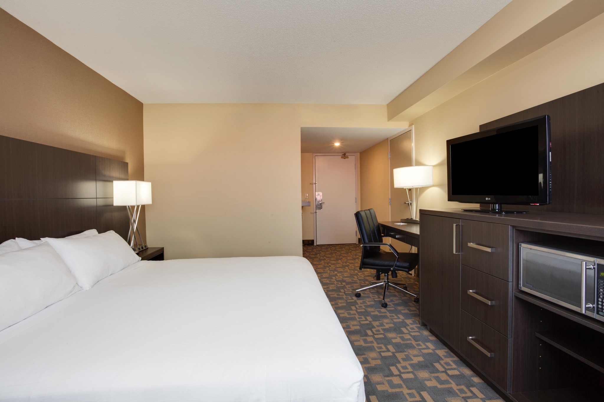 Holiday Inn Express & Suites Fredericton