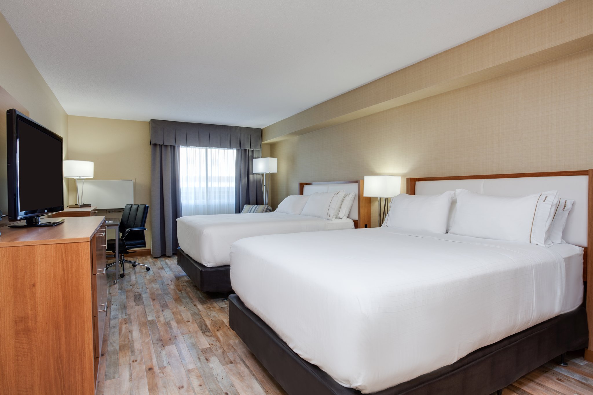 Holiday Inn Express & Suites Fredericton