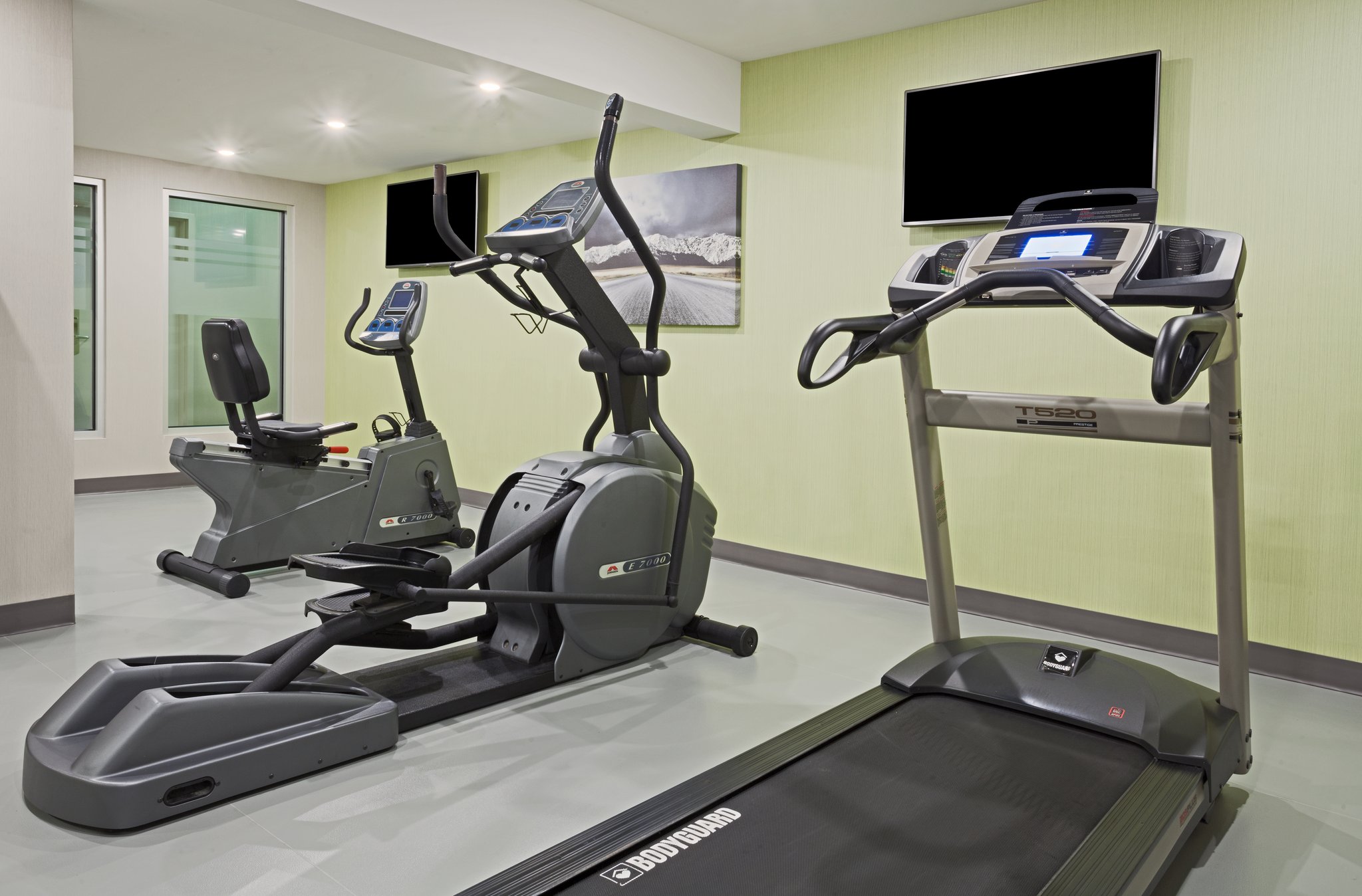Holiday Inn Express & Suites Fredericton