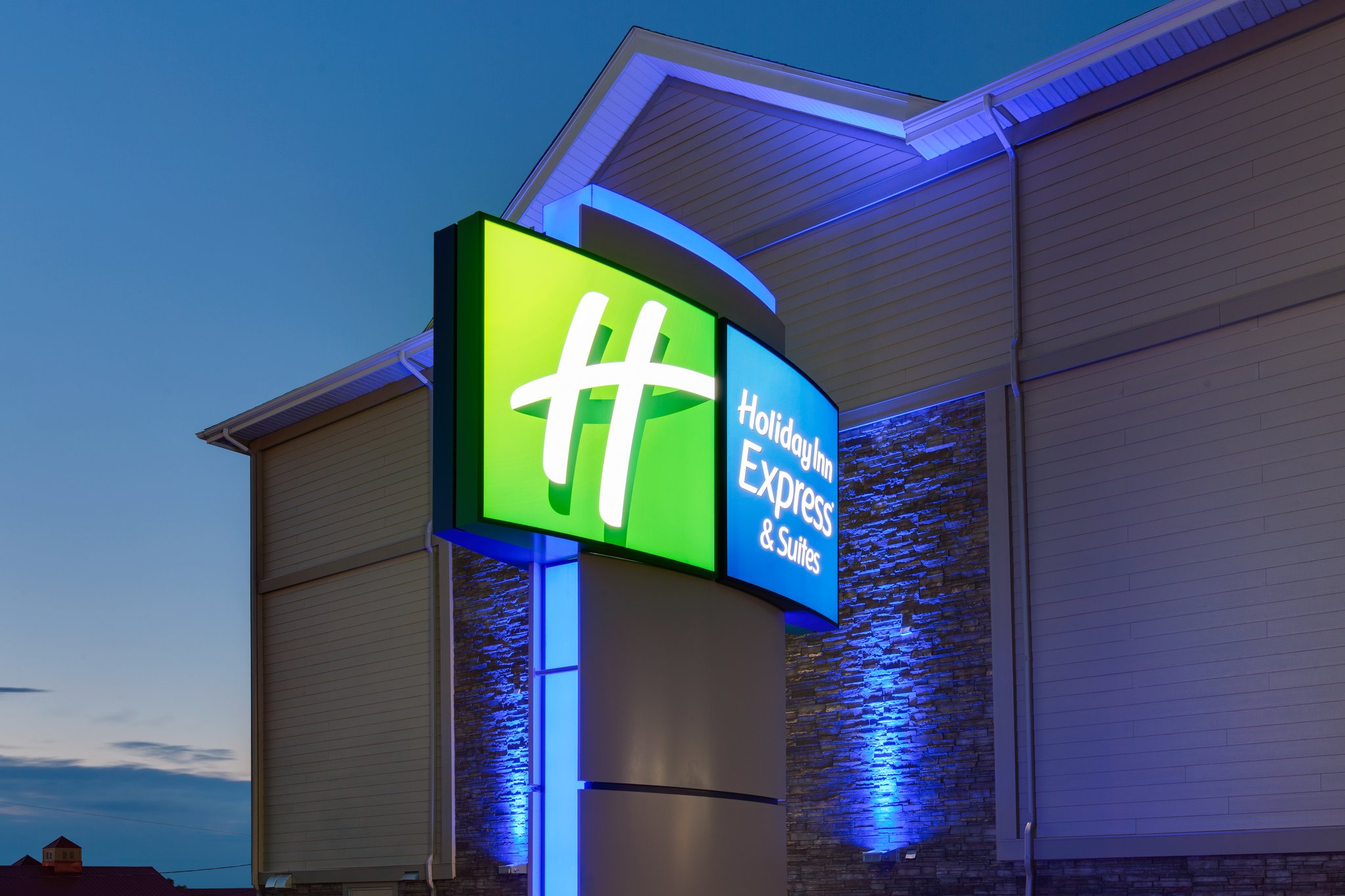 Holiday Inn Express & Suites Fredericton