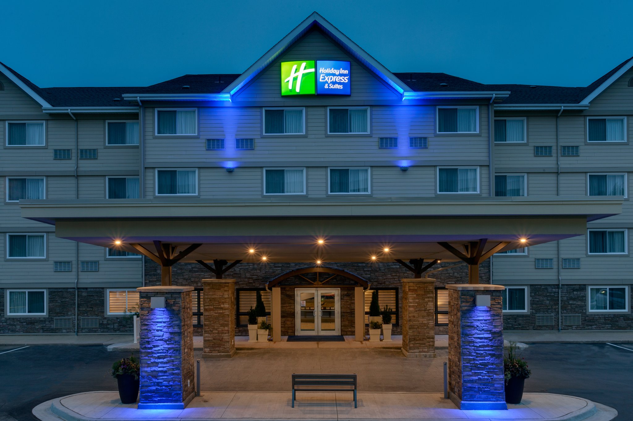Holiday Inn Express & Suites Fredericton