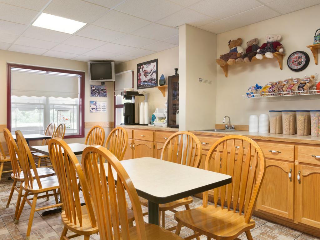 Travellers Inn Fredericton NB