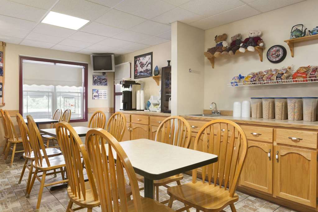 Travellers Inn Fredericton NB