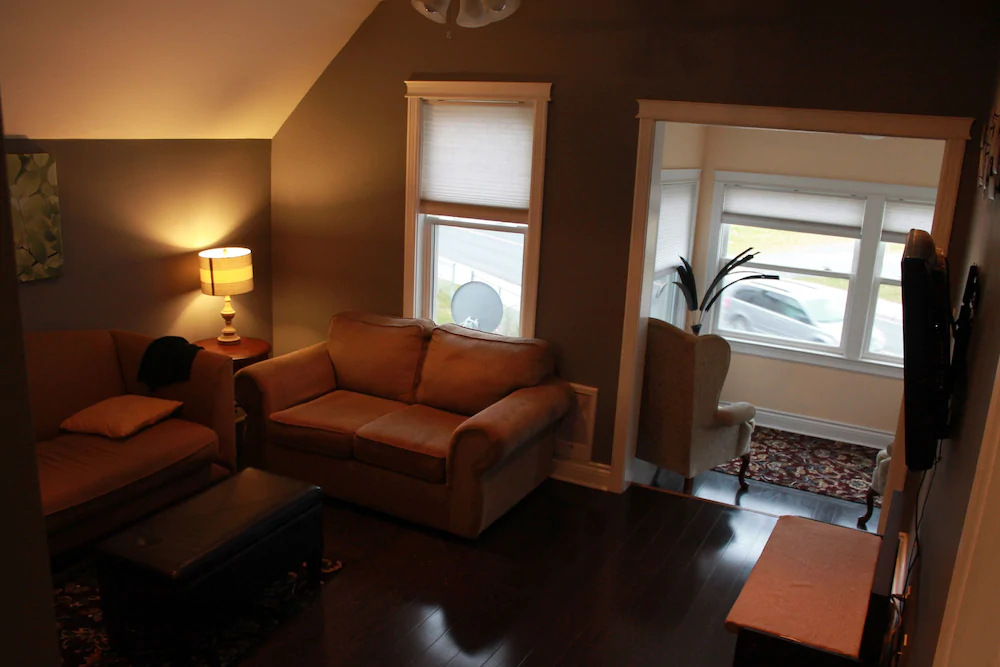 Work-Play Suites Union