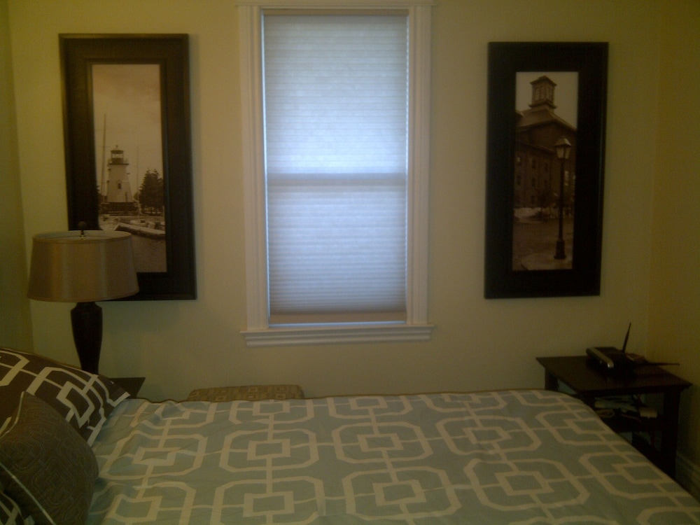 Work-Play Suites Union