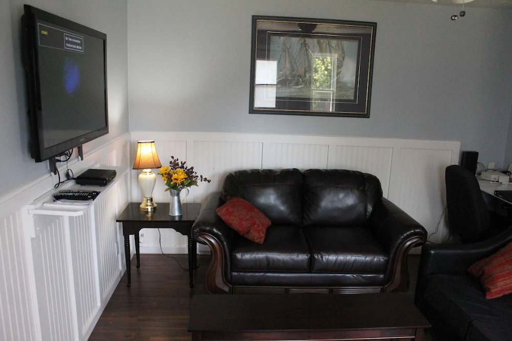 Work-Play Suites Union