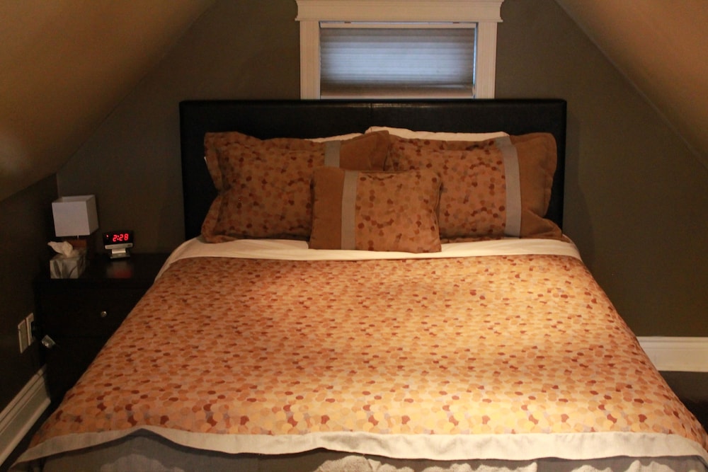 Work-Play Suites Union