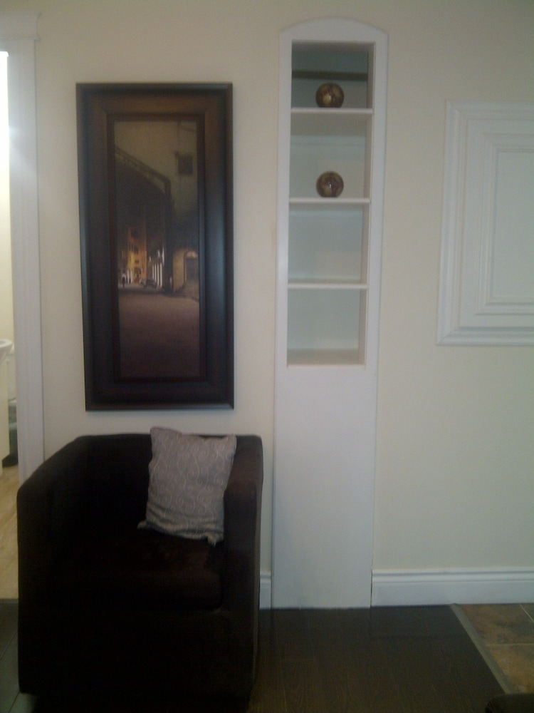 Work-Play Suites Union