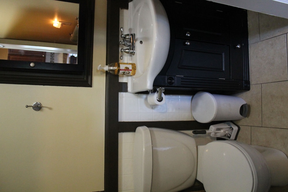 Work-Play Suites Union