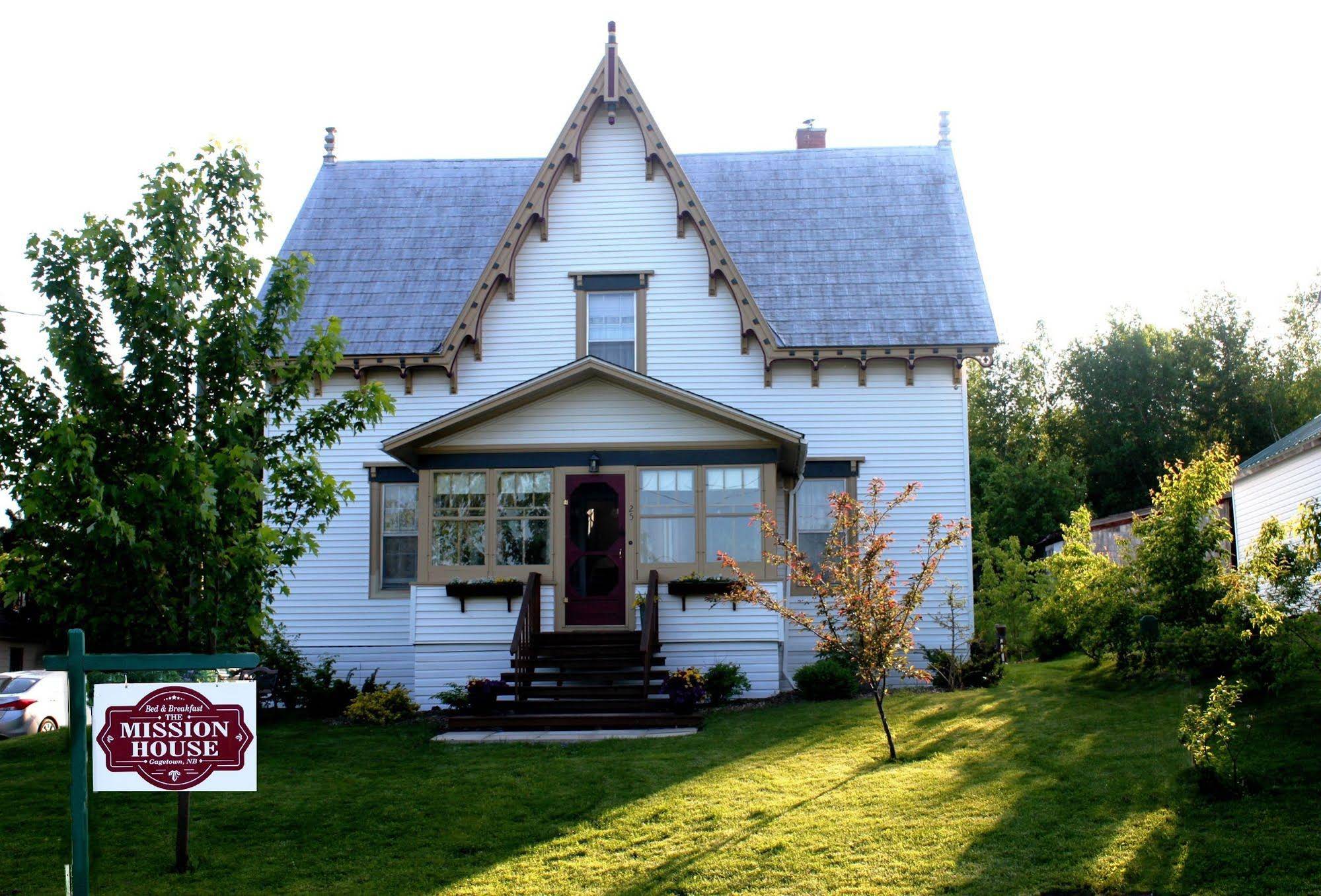 The Mission House Bed & Breakfast