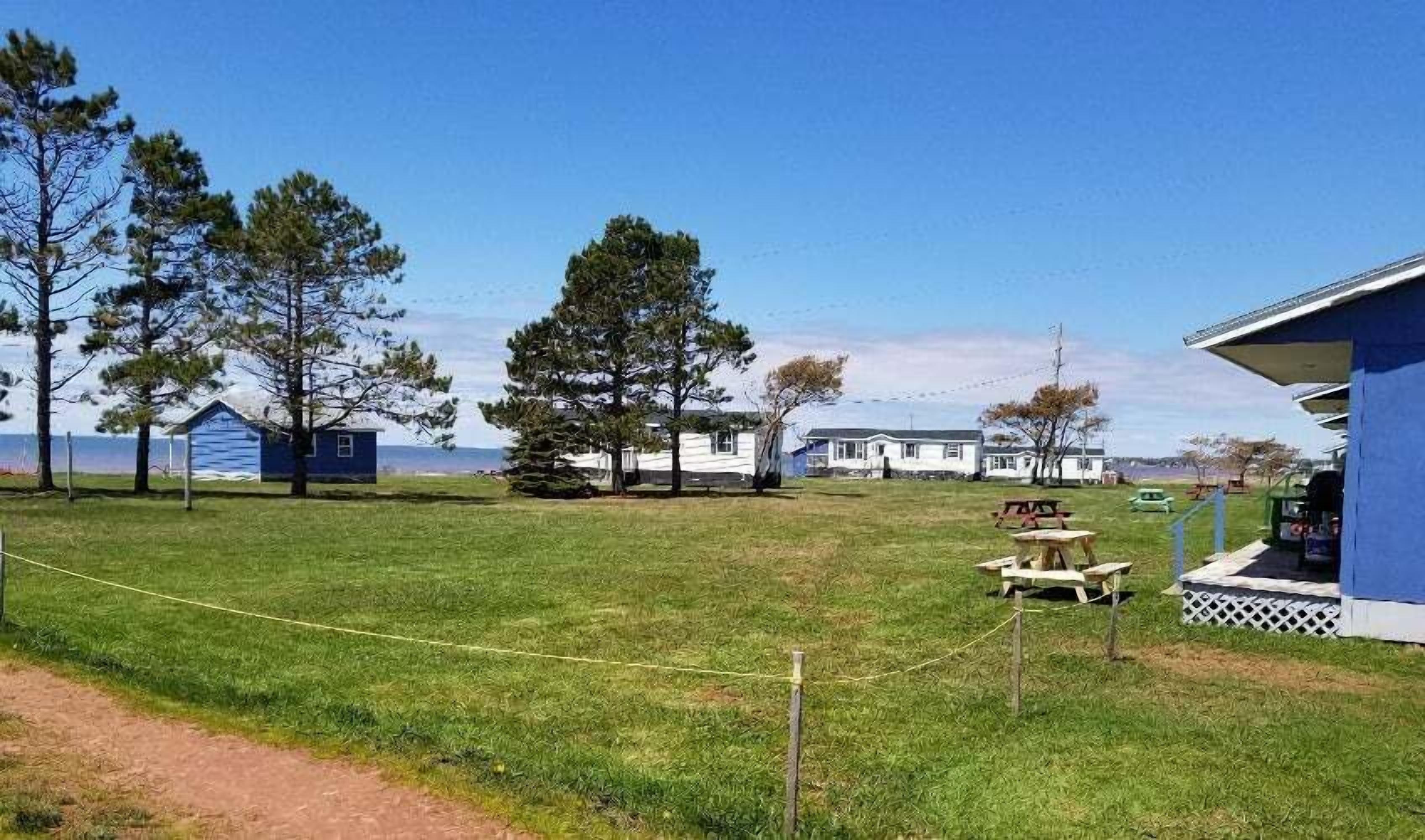 Blue Spruces Cottages