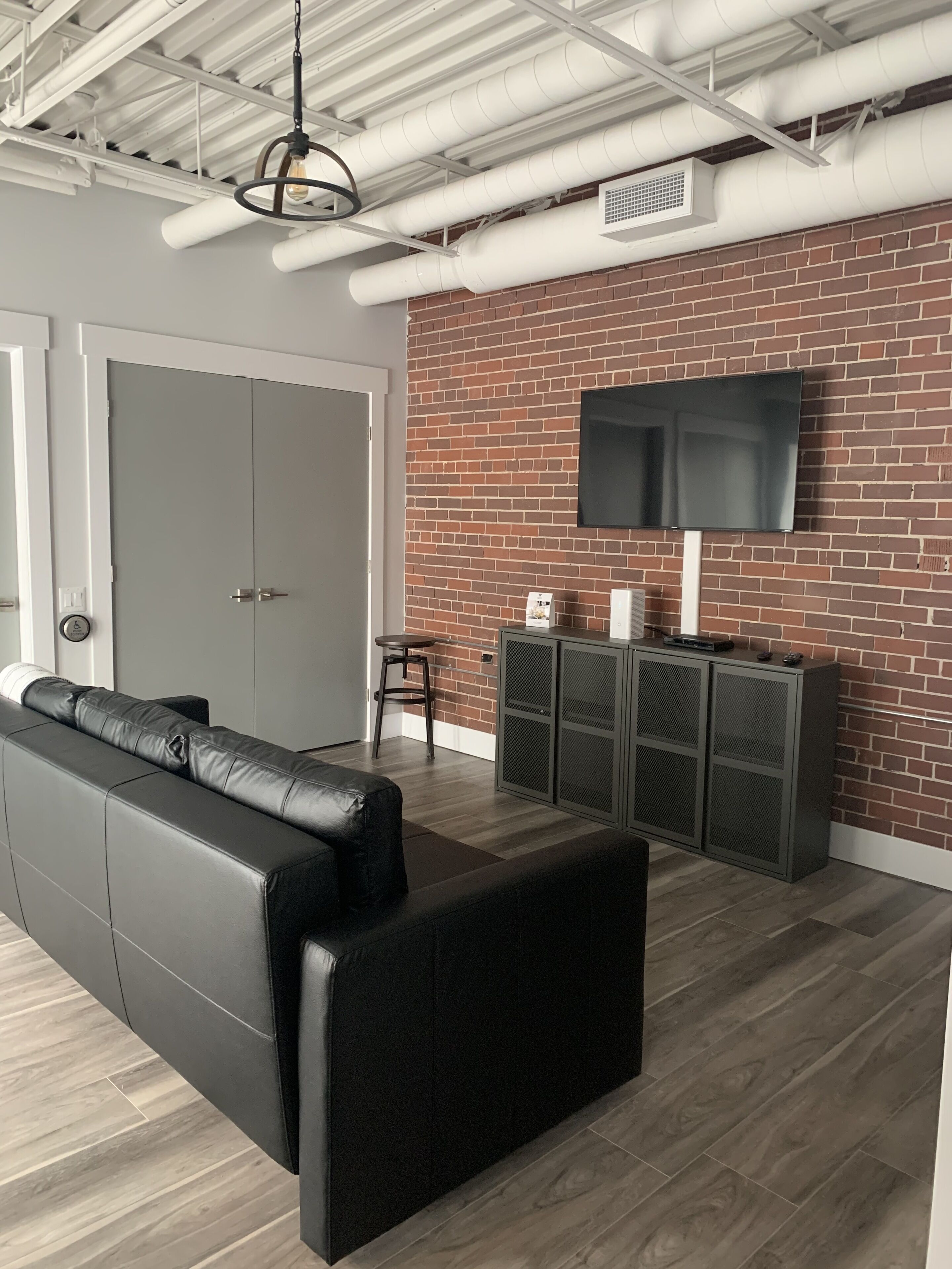 Station 1 - Suites Boutique Hotel