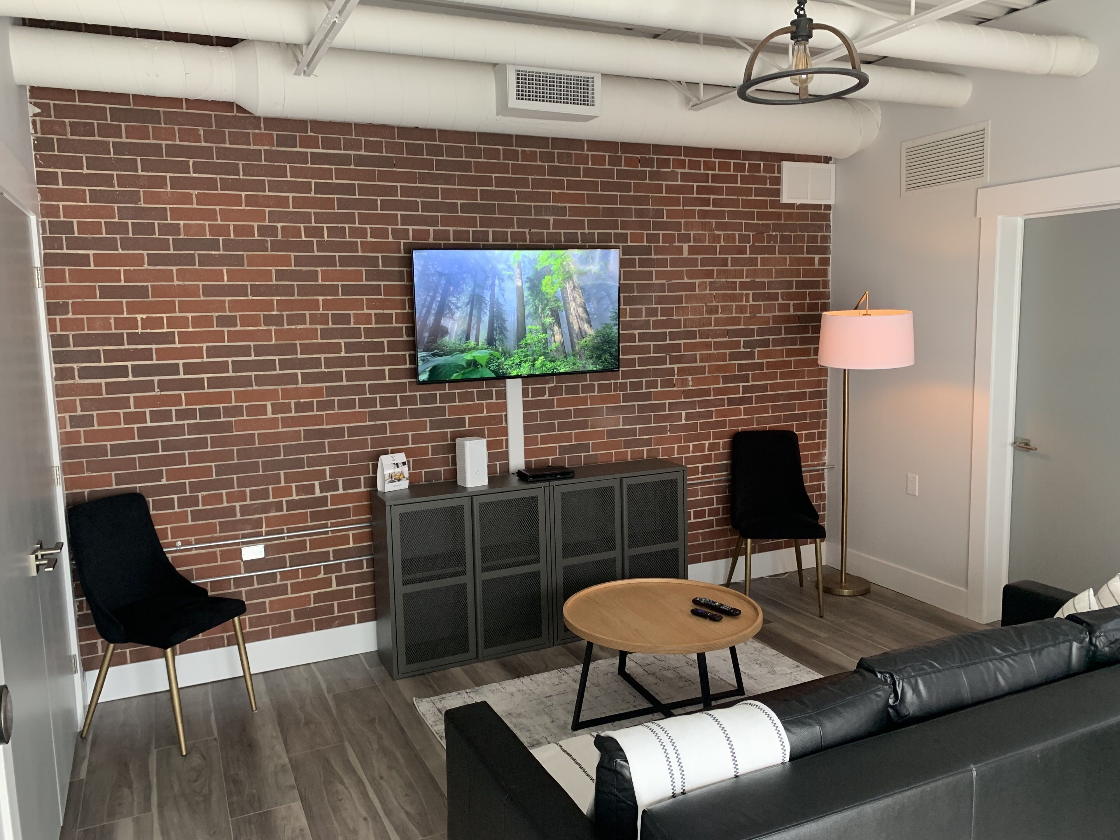 Station 1 - Suites Boutique Hotel