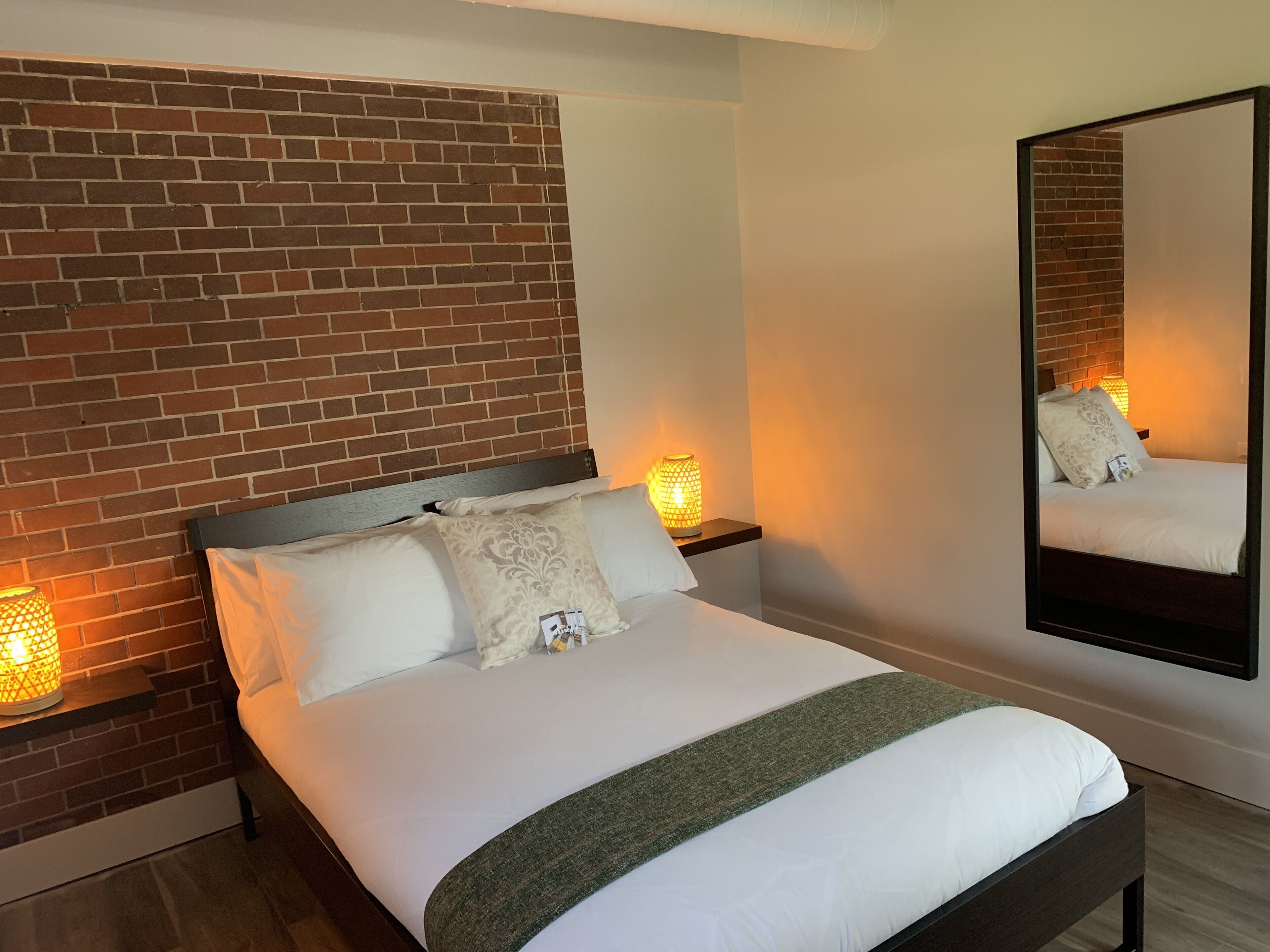 Station 1 - Suites Boutique Hotel