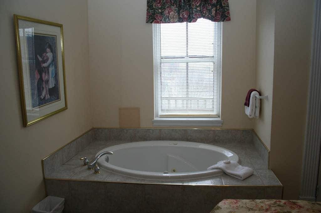 Chipman Hill Suites - Mecklenburg Street