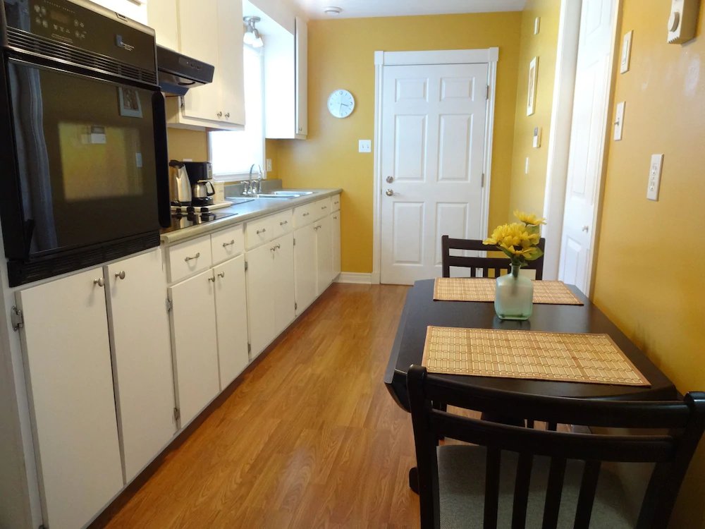 Uptown Guest Suites
