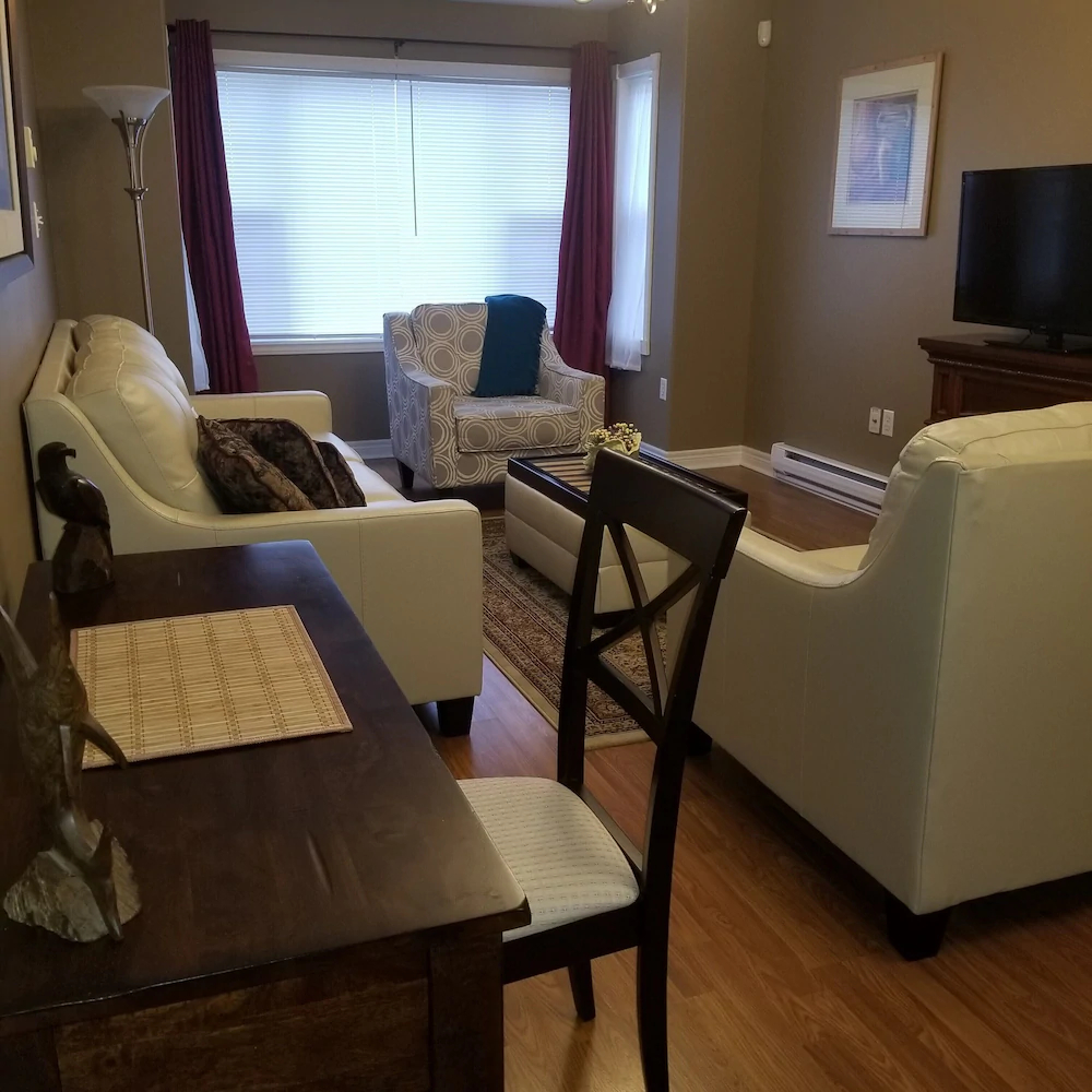 Uptown Guest Suites
