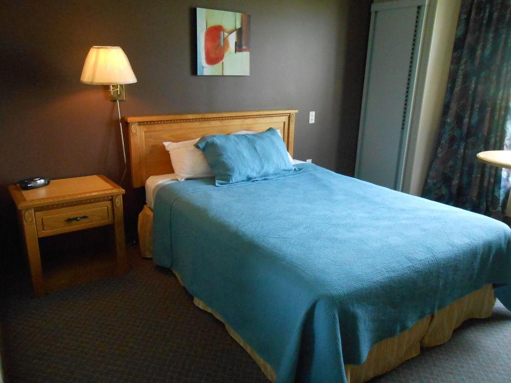 Knights Inn Woodstock