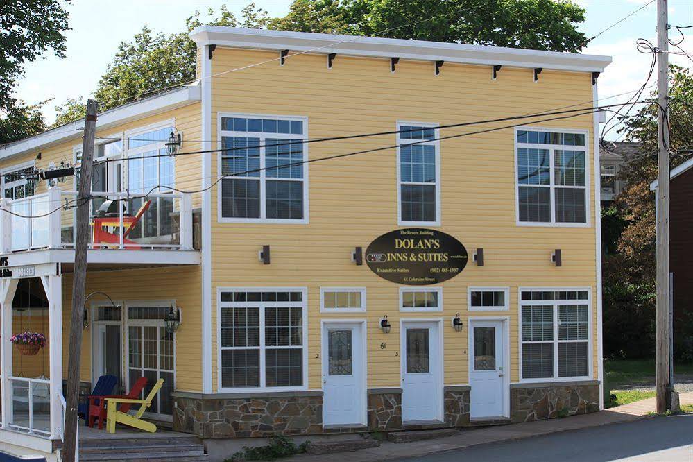 Dolan's Inn & Suites