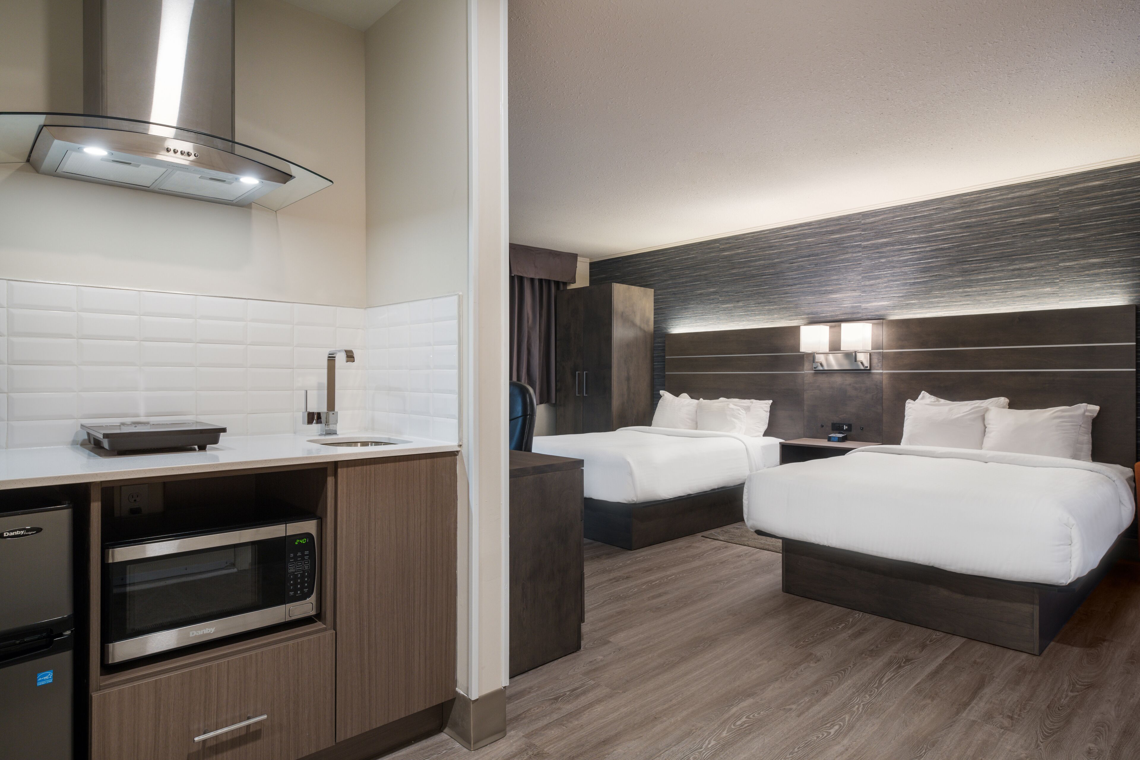 Glengarry Extended Stays