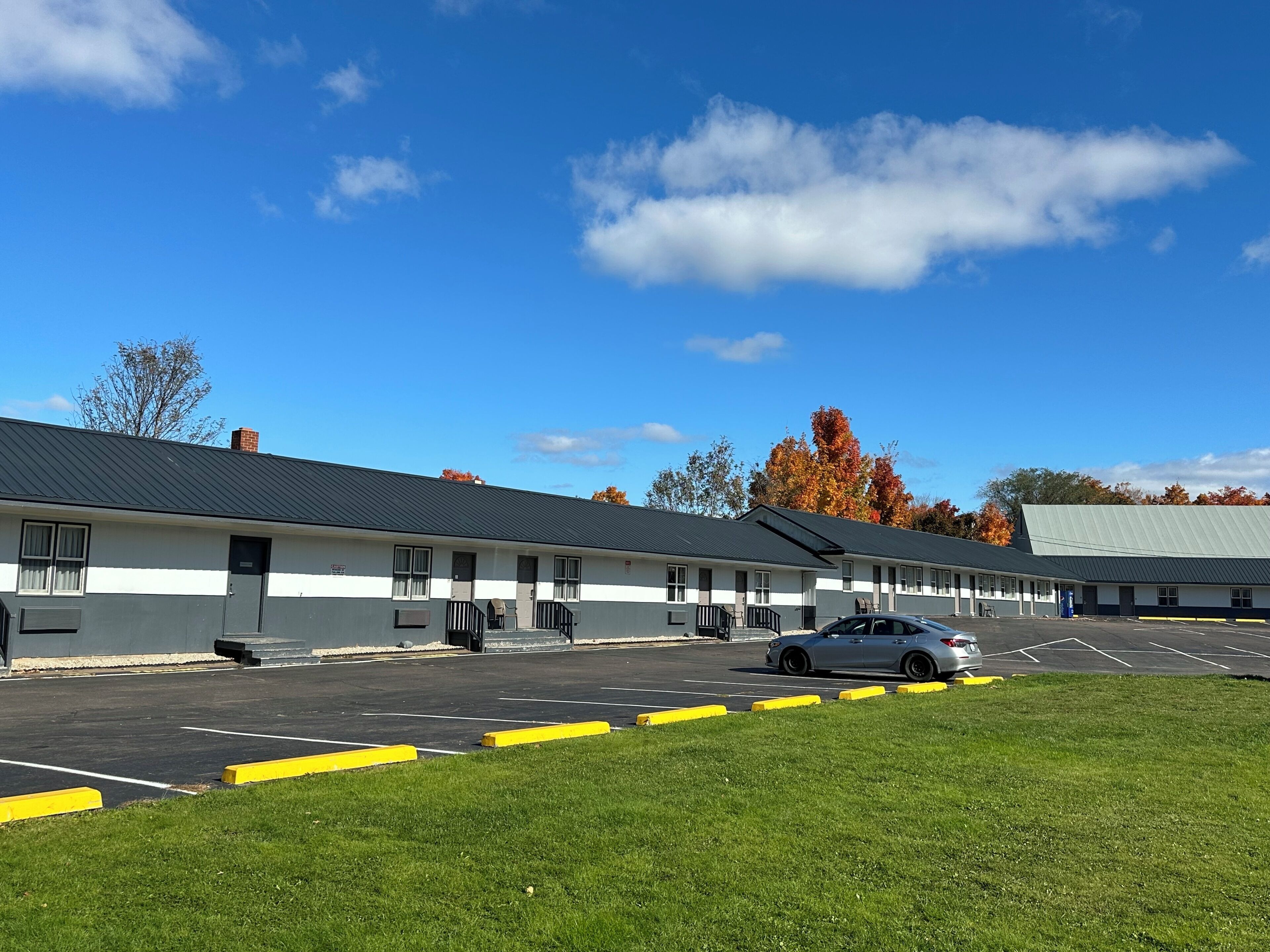 Glengarry Extended Stays