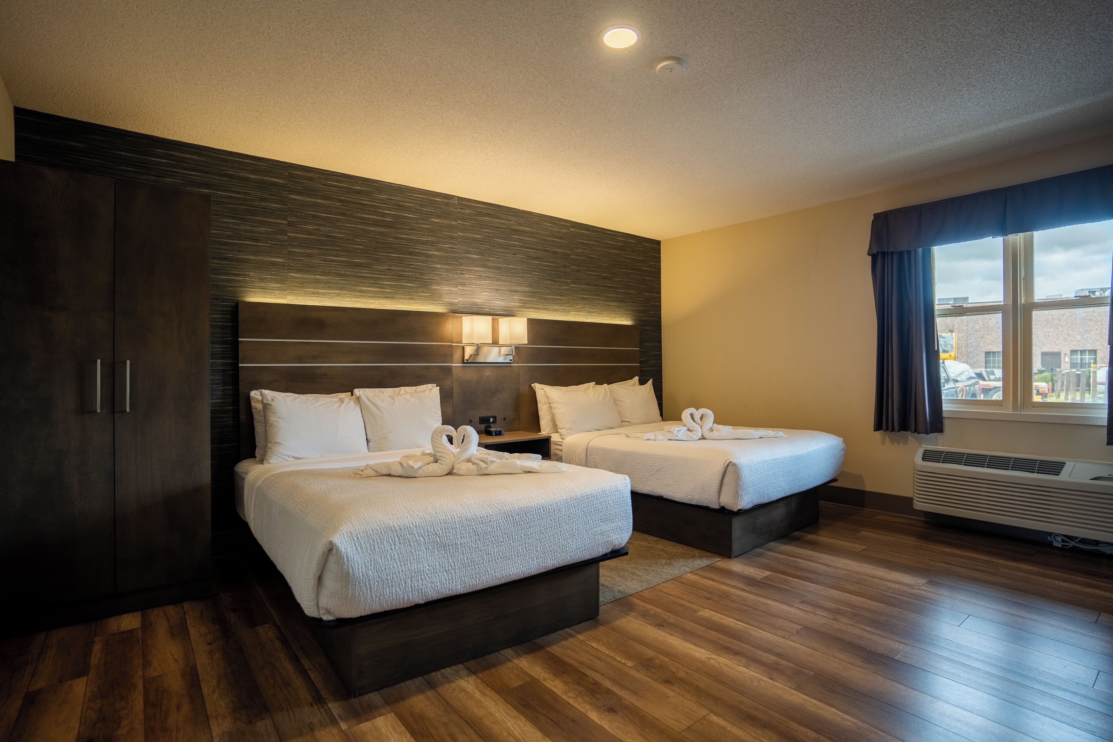 Glengarry Extended Stays