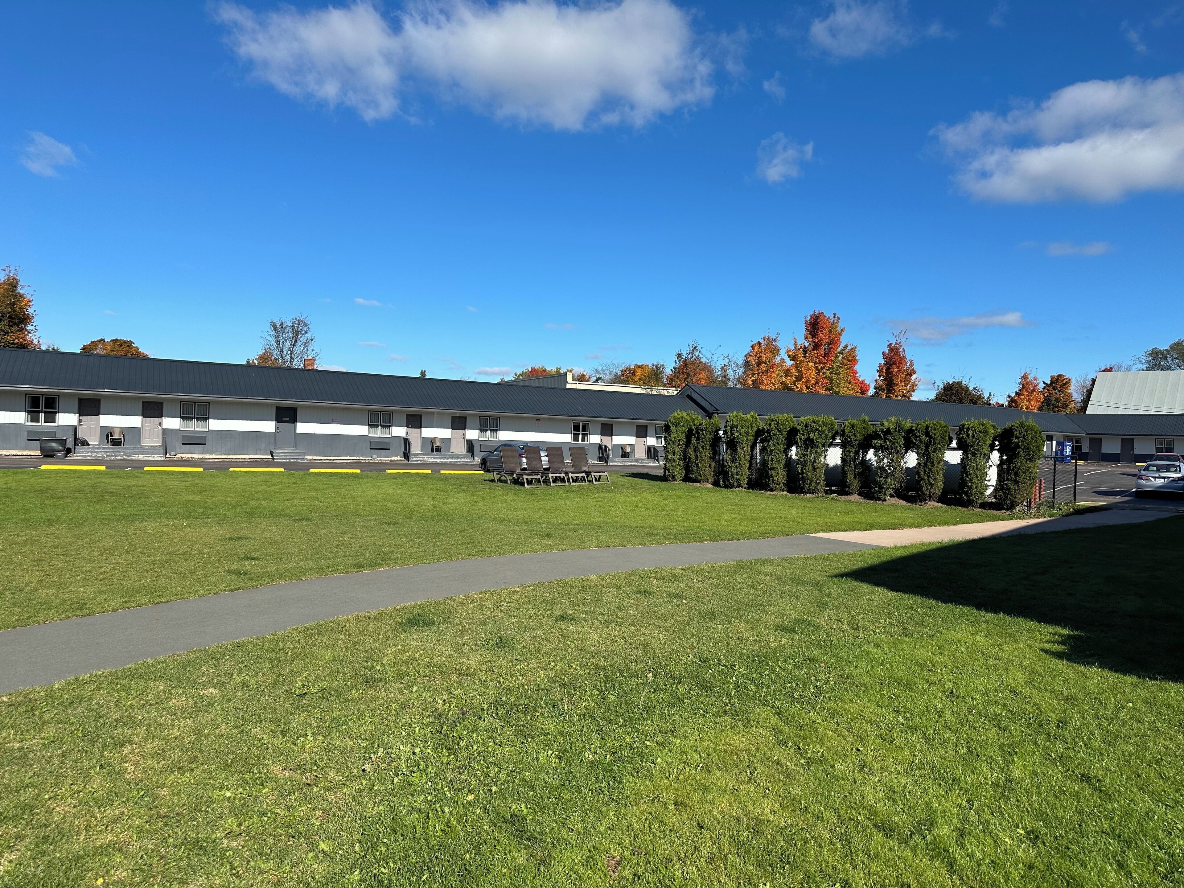 Glengarry Extended Stays