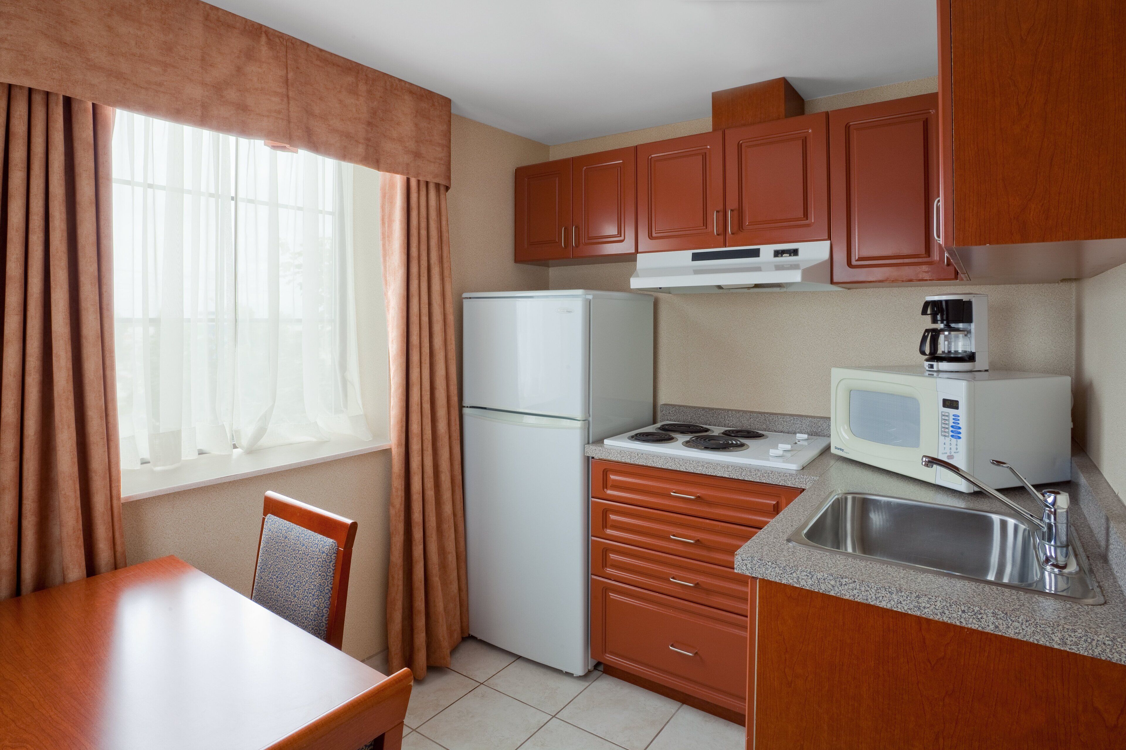 Holiday Inn Express & Suites Barrie