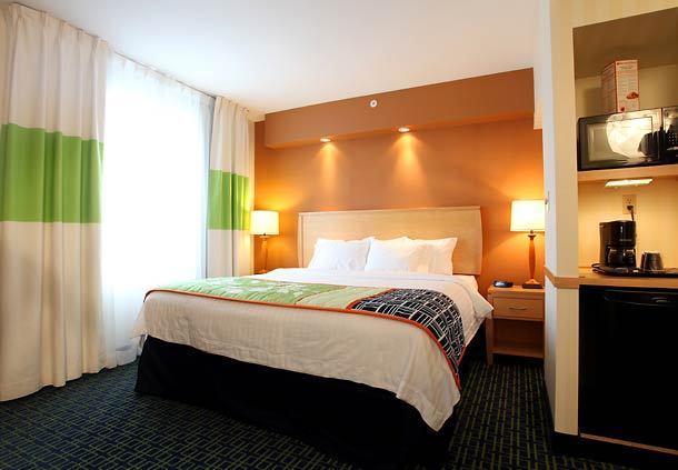 Fairfield Inn & Suites Belleville