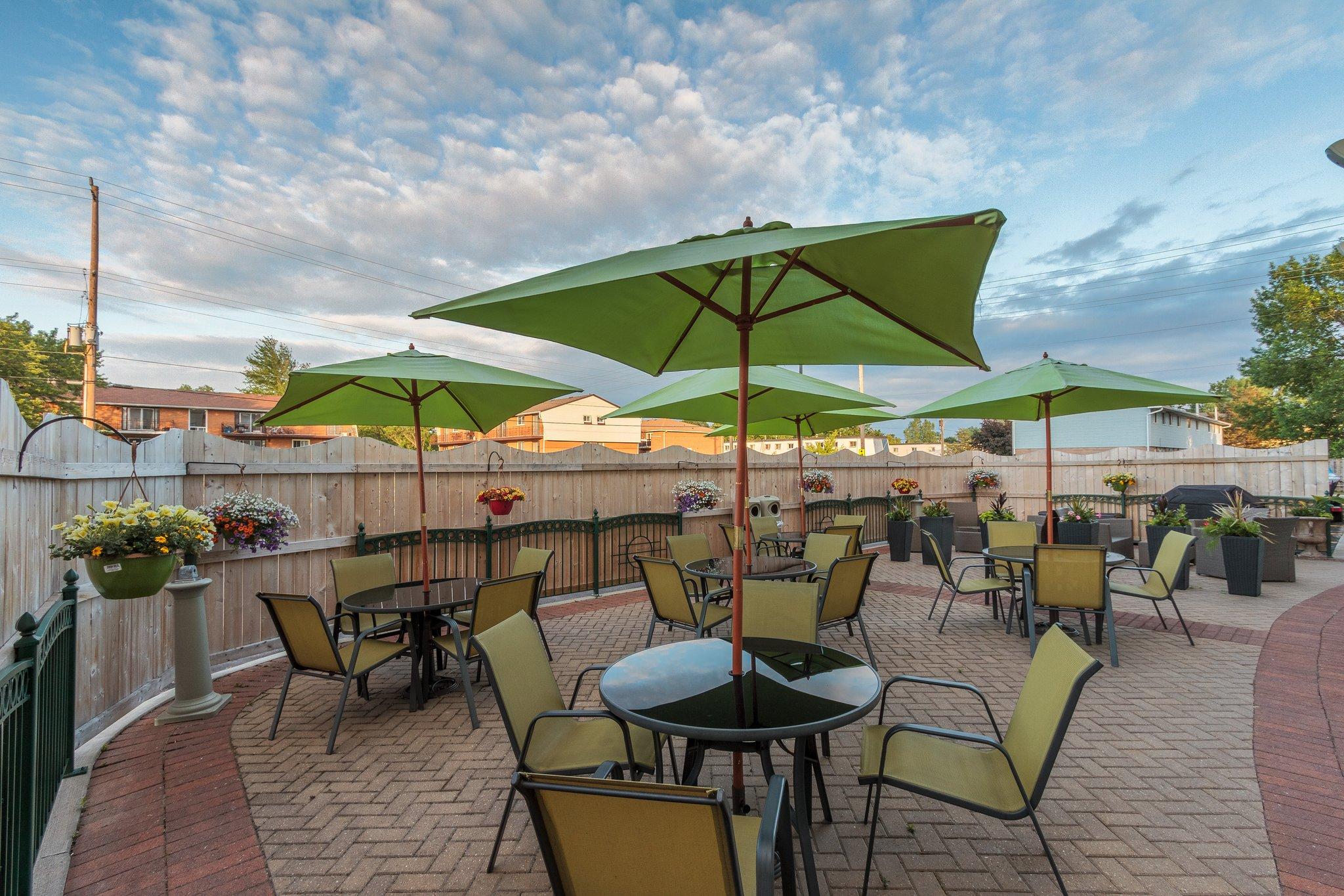 Holiday Inn Express & Suites Belleville