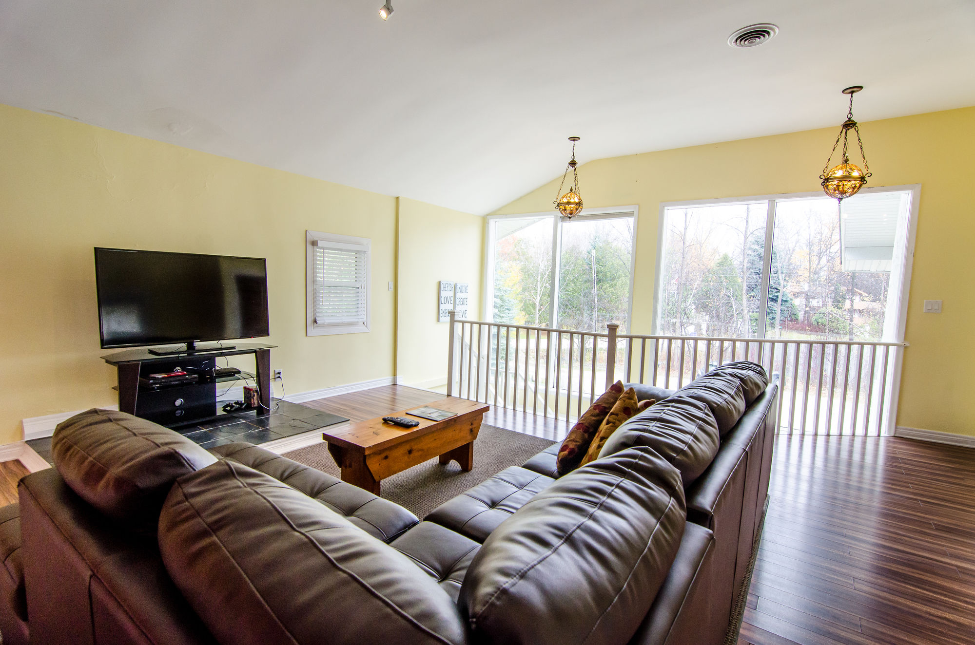 Claire Glen Chalet