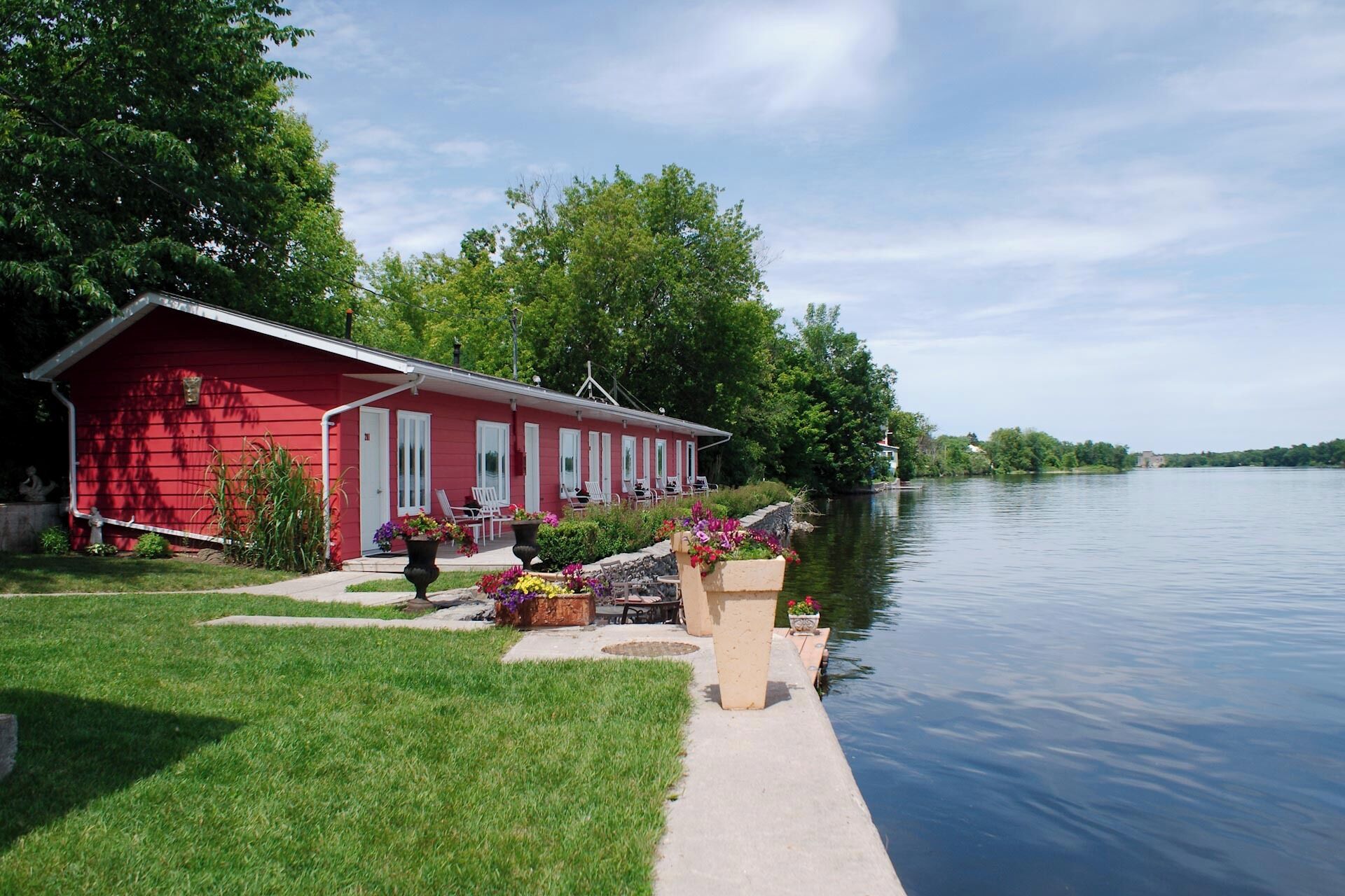The Waters Edge Inn
