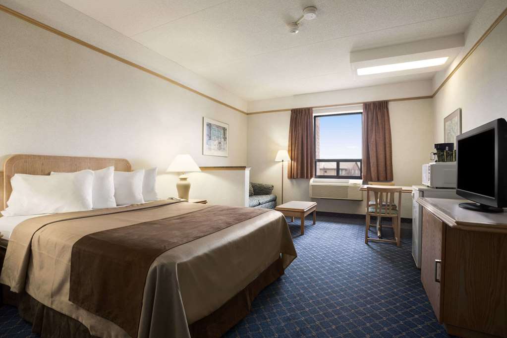 Travelodge by Wyndham Chatham