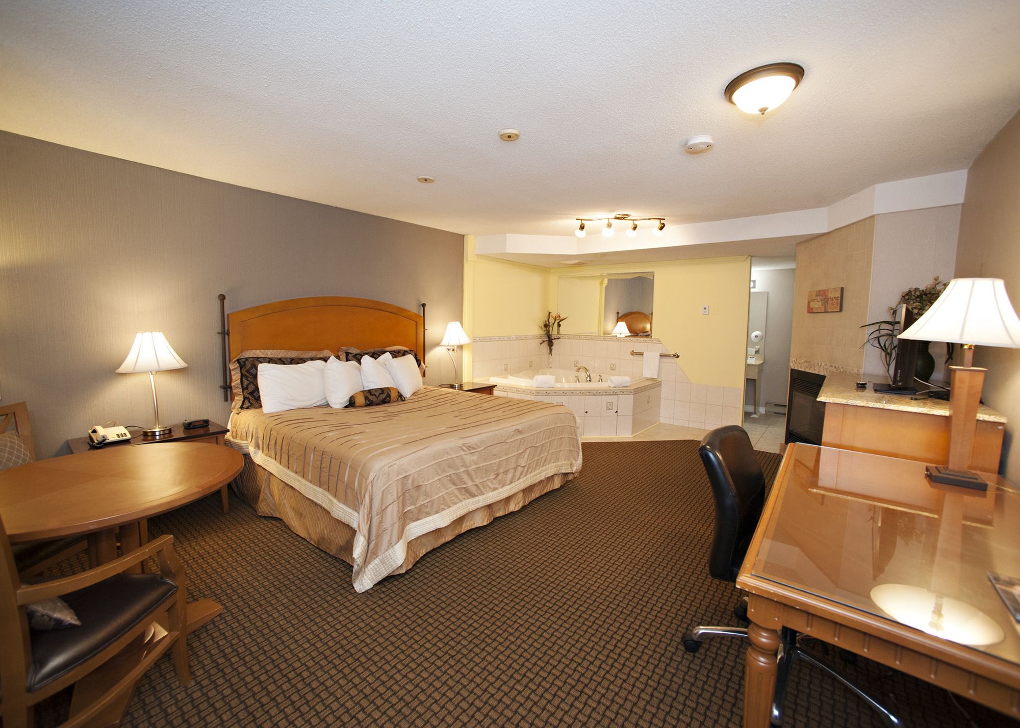 First Canada Inns