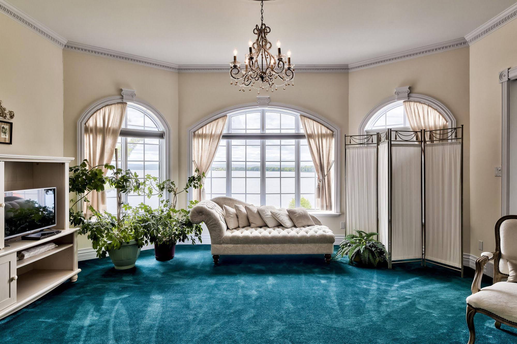 Greystone on Golden Lake